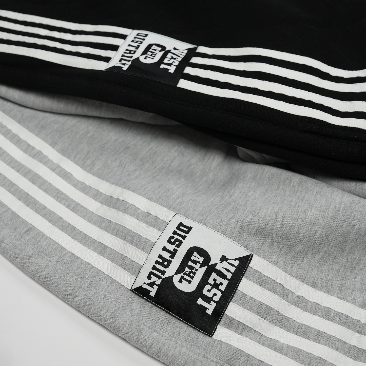 VARISTY 3/4 SHORTS (GREY)